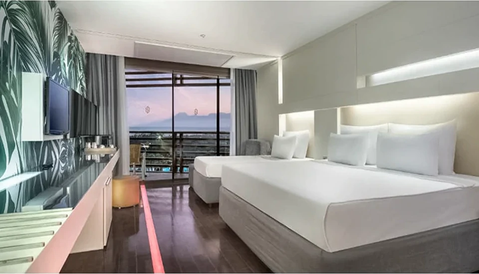 هتل نیروانا کازموپولیتن آنتالیا